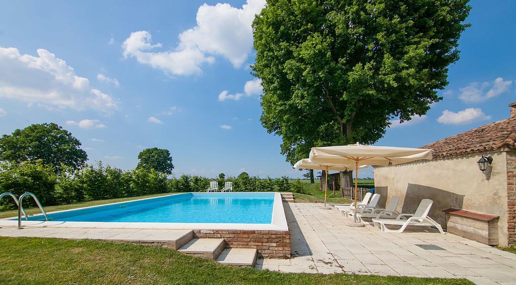הוילה Crespino Agriturismo Principe Pio מראה חיצוני תמונה