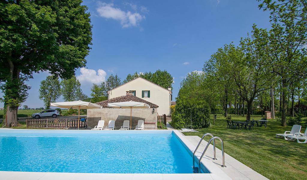 הוילה Crespino Agriturismo Principe Pio מראה חיצוני תמונה