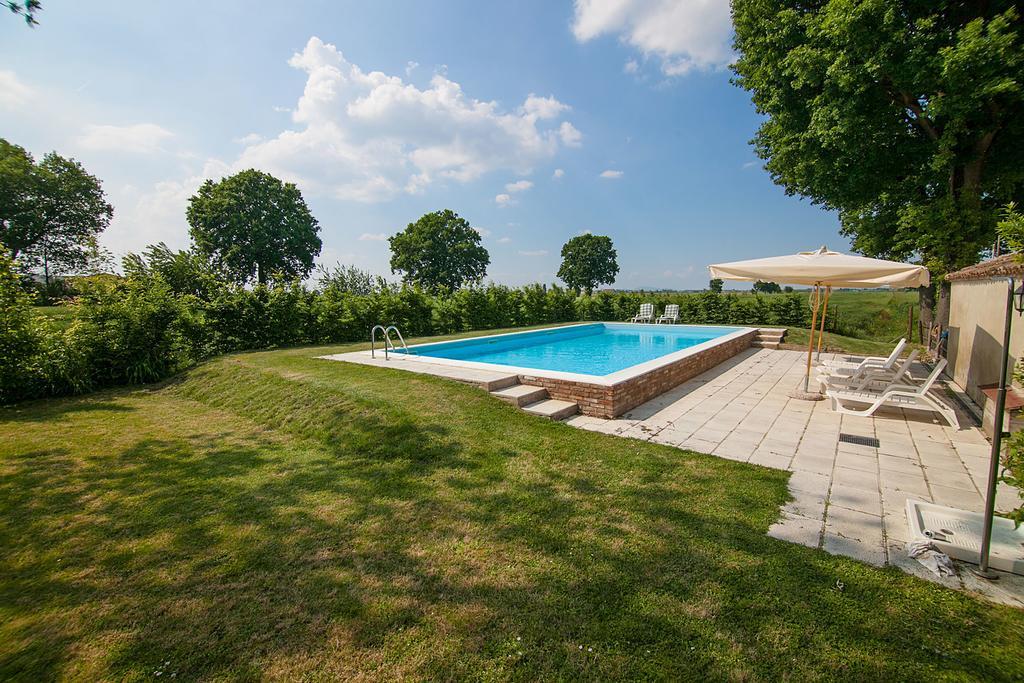 הוילה Crespino Agriturismo Principe Pio מראה חיצוני תמונה
