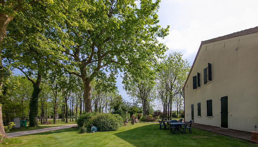 הוילה Crespino Agriturismo Principe Pio מראה חיצוני תמונה