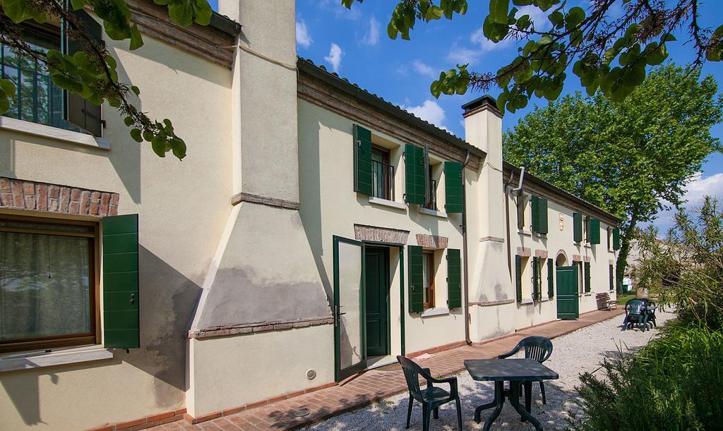 הוילה Crespino Agriturismo Principe Pio מראה חיצוני תמונה