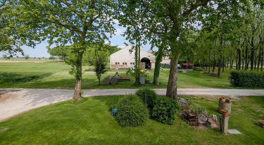 הוילה Crespino Agriturismo Principe Pio מראה חיצוני תמונה