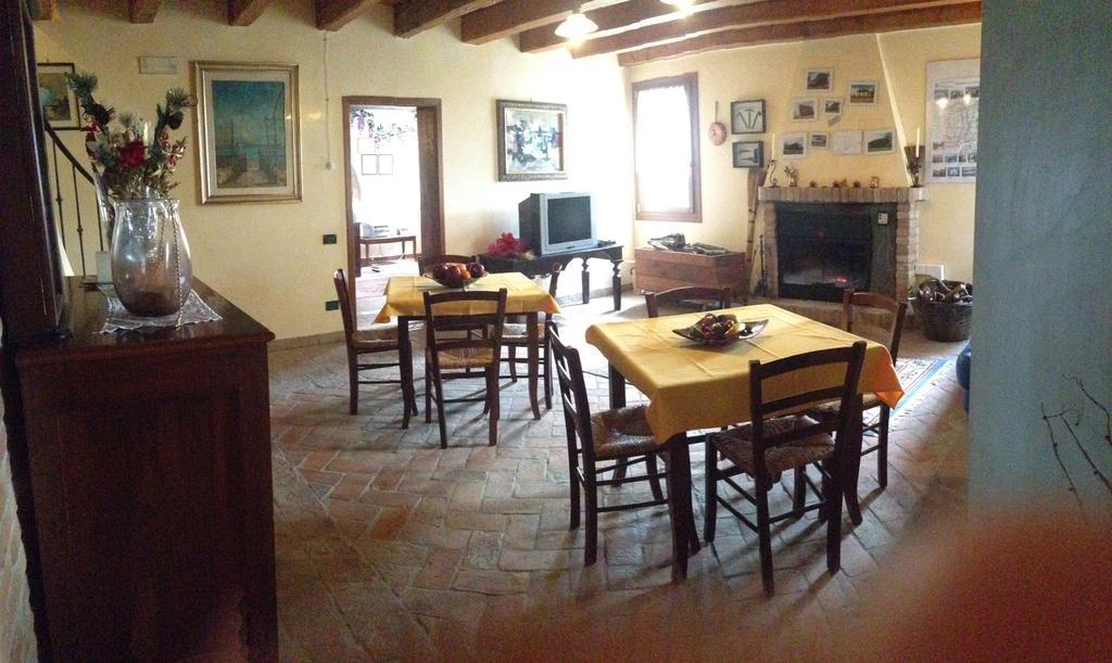 הוילה Crespino Agriturismo Principe Pio מראה חיצוני תמונה