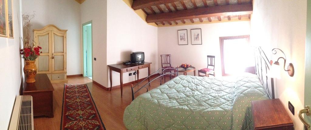 הוילה Crespino Agriturismo Principe Pio מראה חיצוני תמונה
