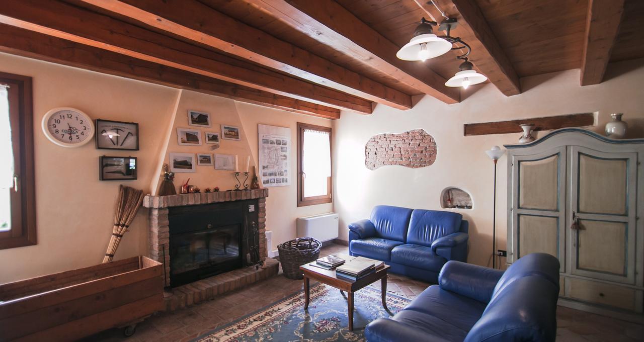 הוילה Crespino Agriturismo Principe Pio מראה חיצוני תמונה