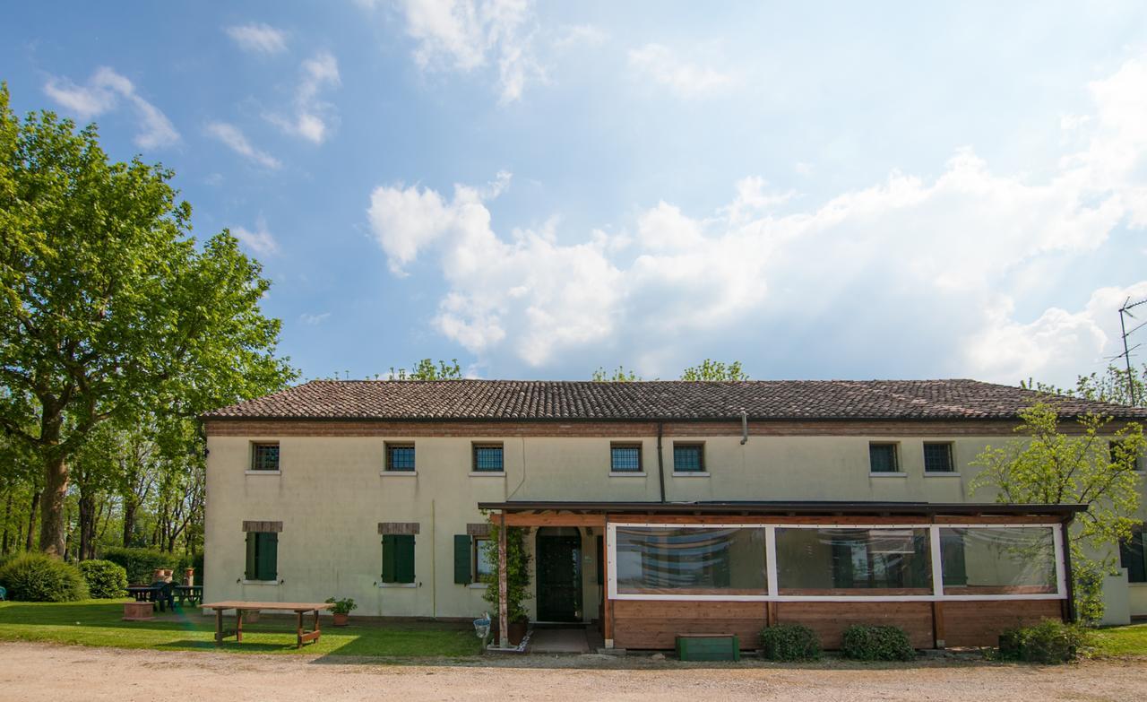 הוילה Crespino Agriturismo Principe Pio מראה חיצוני תמונה